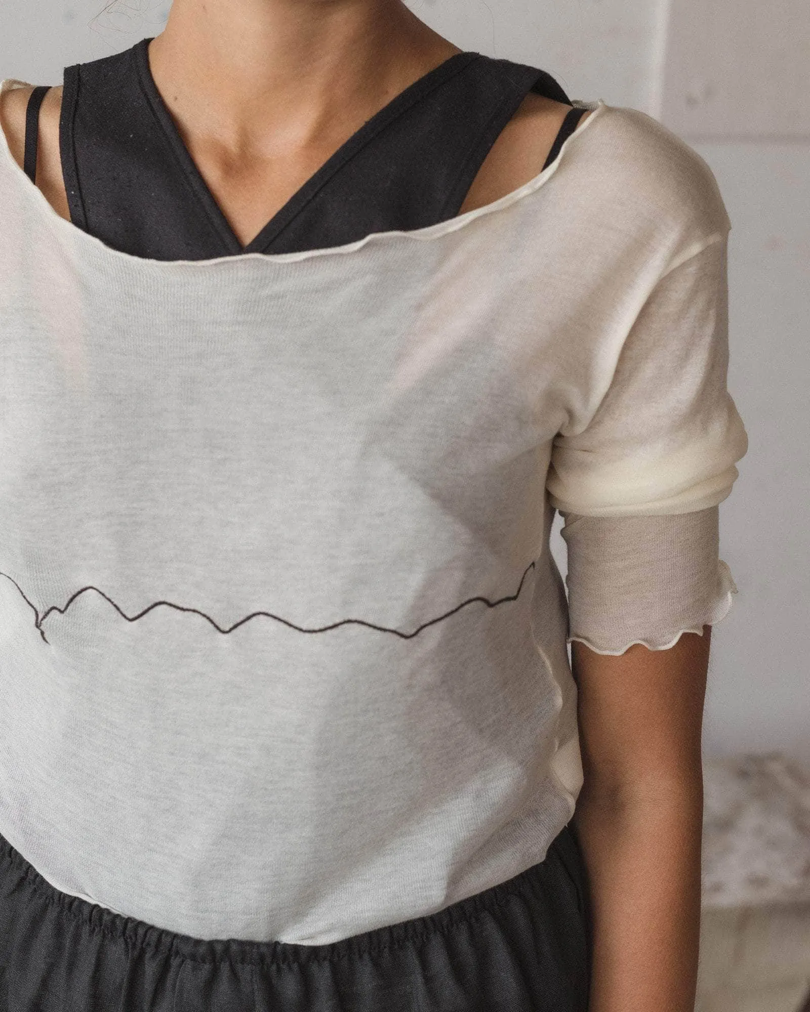 Tabbys Star Long Sleeve Tee