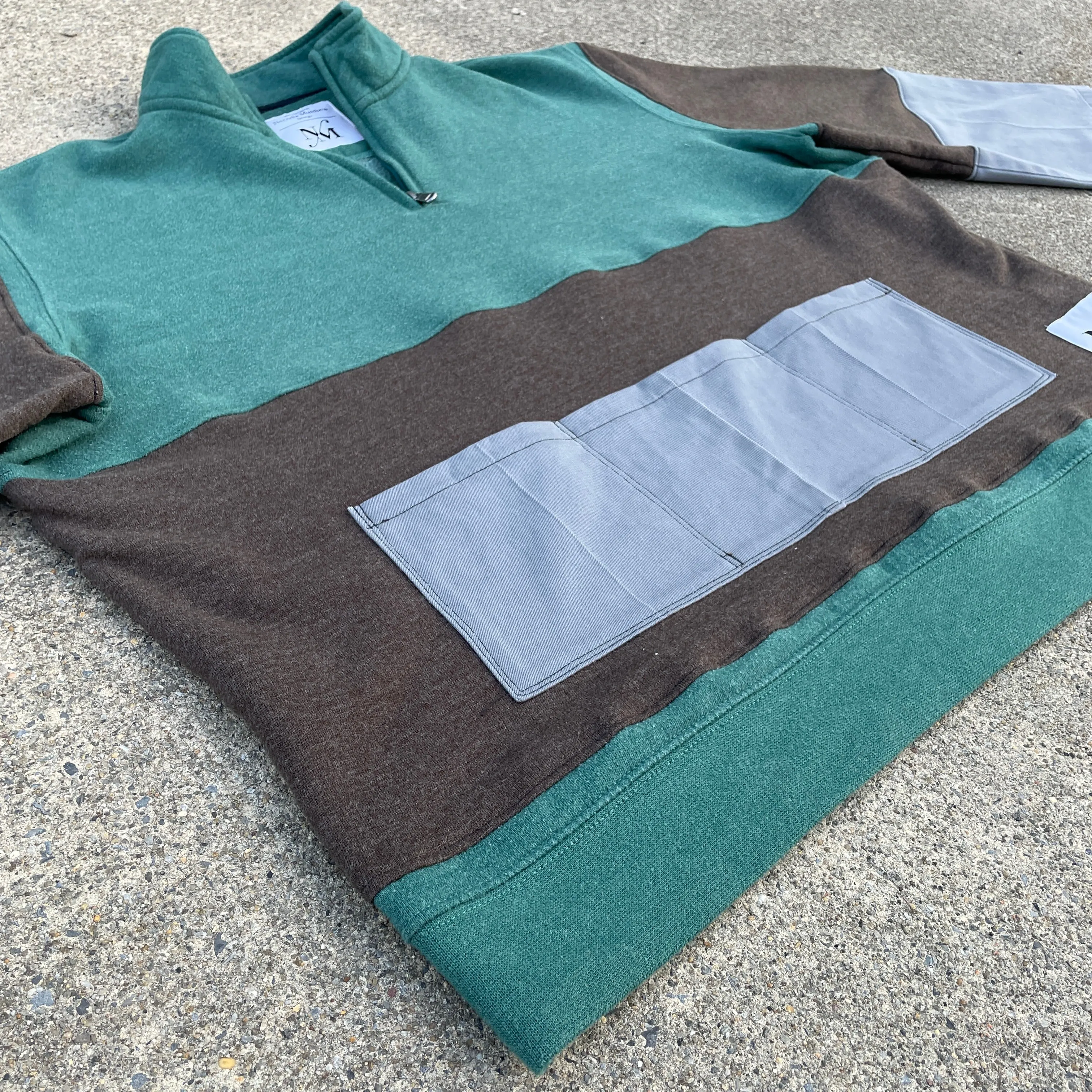 Tri-Color Triple Pocket Hybrid Top