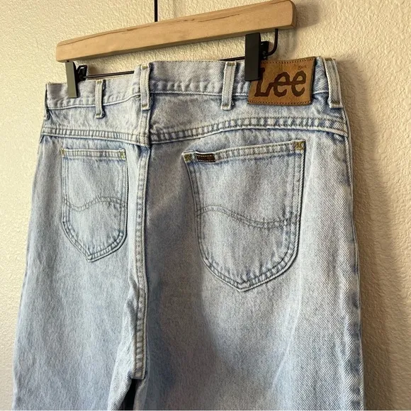 True Vintage Lee High Rise Light Wash Slouchy Mom Denim Jeans - size 16