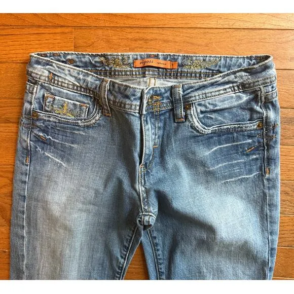 Vigoss Jeans Bootcut size 7 Light Wash embroidered back pockets