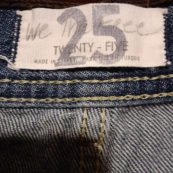 We The Free 25 Mid Rise Crop Straight Jeans