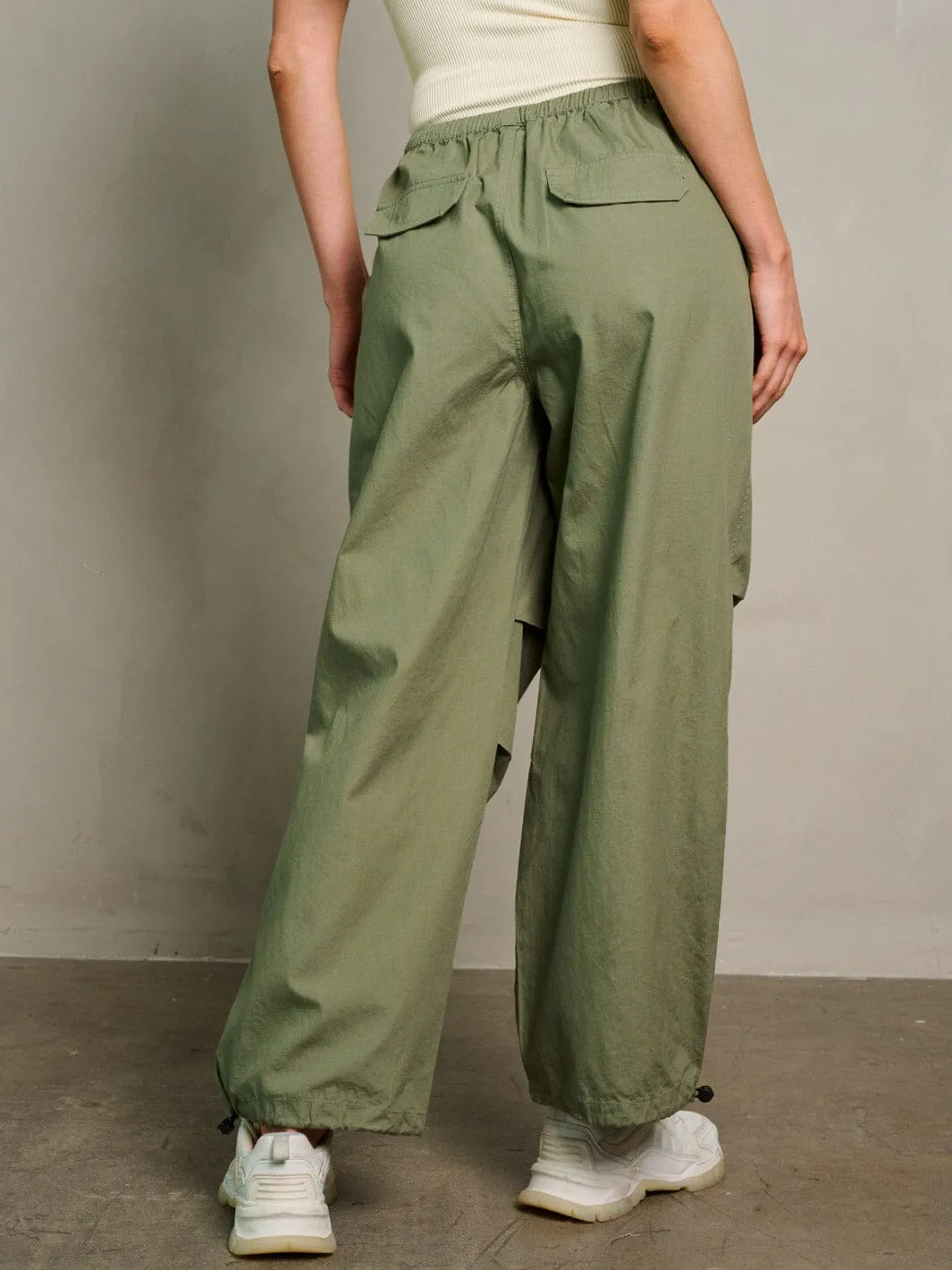 WOMEN'S ELASTIC WAIST POCKETS JOGGER PANTS