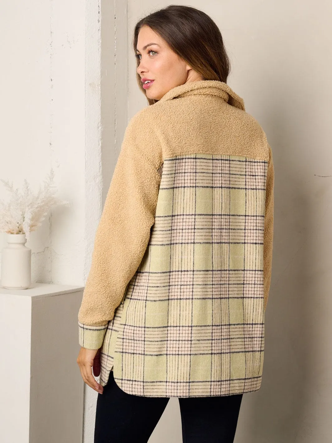 WOMEN'S LONG SLEEVE BUTTON CLOSURE PLAID SHERPA JACKET