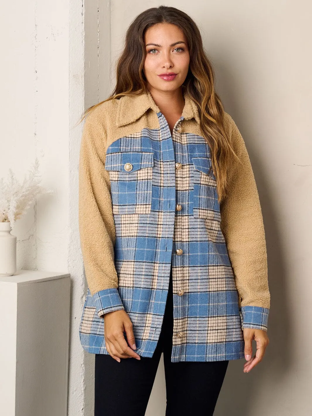 WOMEN'S LONG SLEEVE BUTTON CLOSURE PLAID SHERPA JACKET