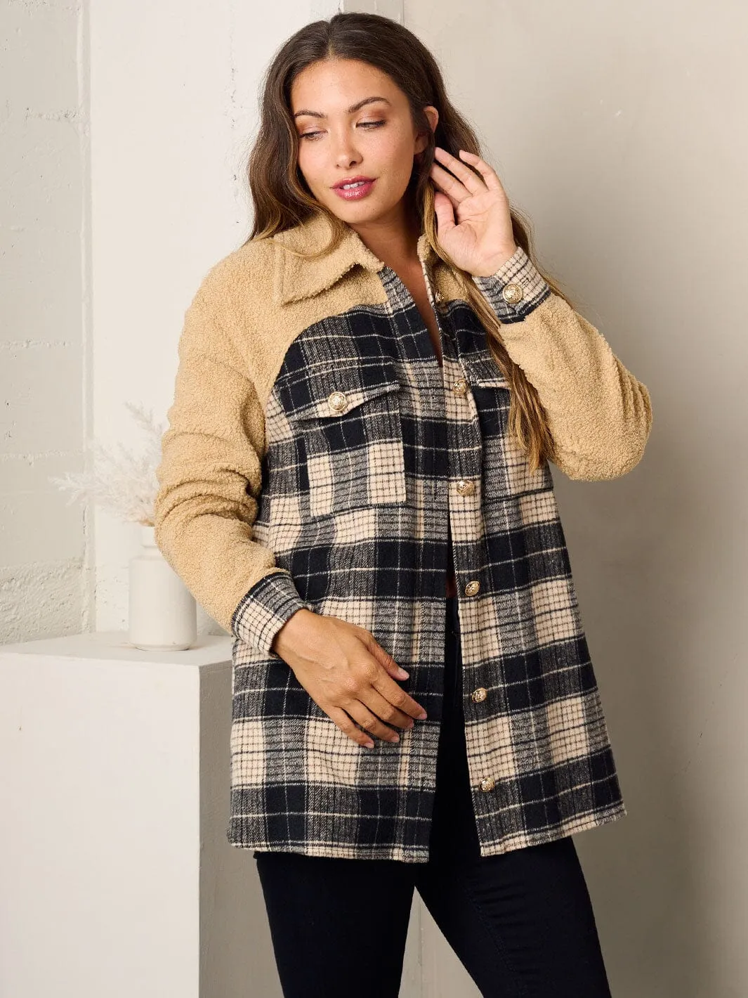 WOMEN'S LONG SLEEVE BUTTON CLOSURE PLAID SHERPA JACKET