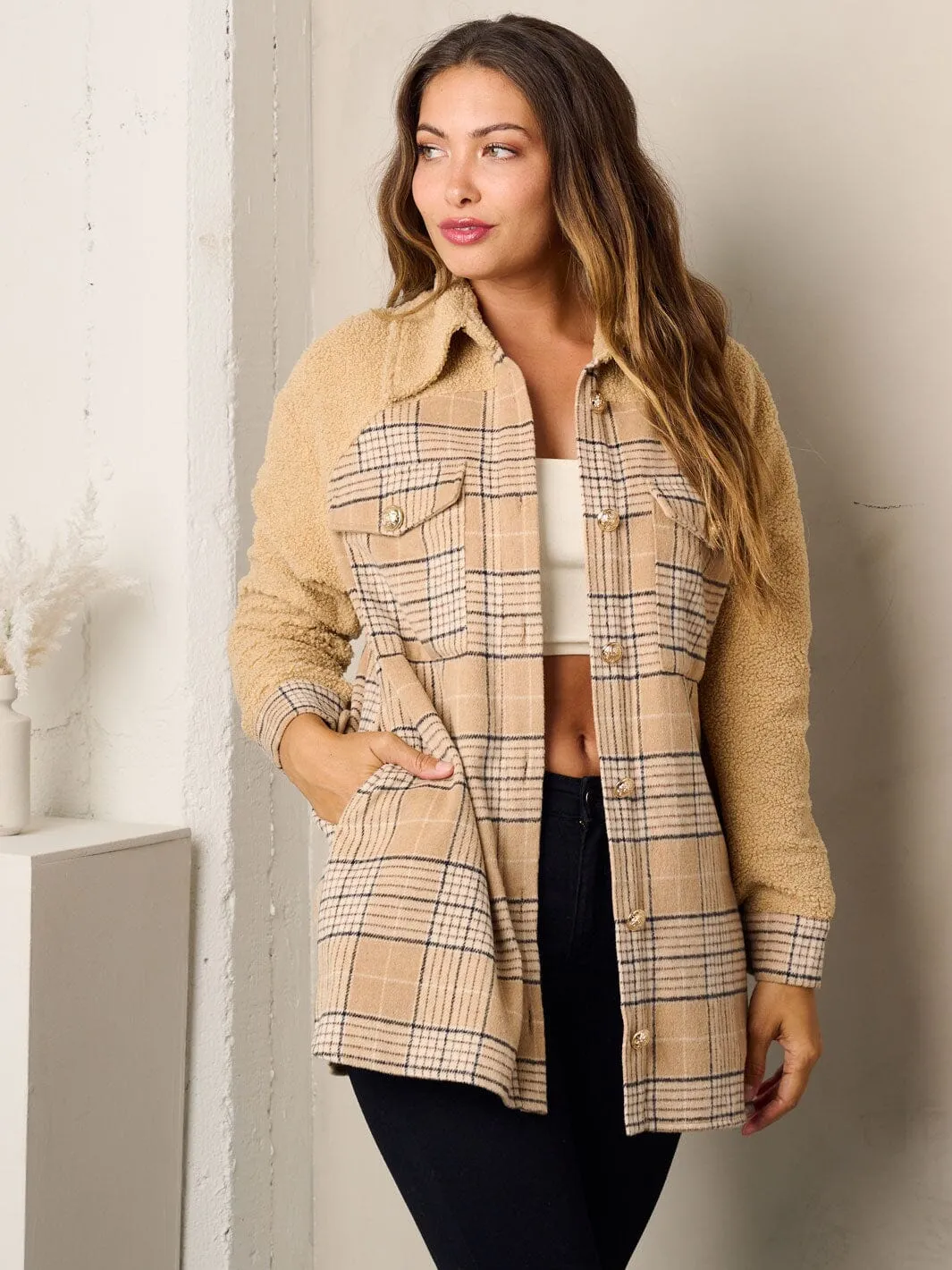 WOMEN'S LONG SLEEVE BUTTON CLOSURE PLAID SHERPA JACKET